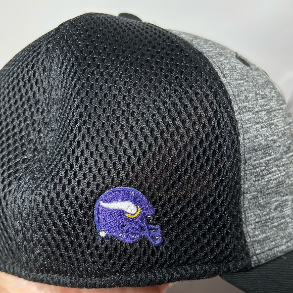 Minnesota Vikings New Era stretch Medium-large. - Picture 3 of 8